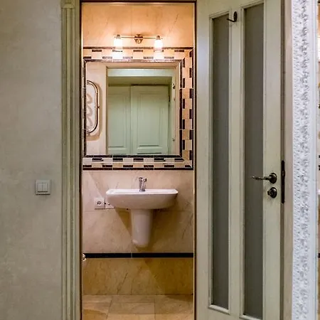 Apartment On Hutsulska 24h Electric Lviv