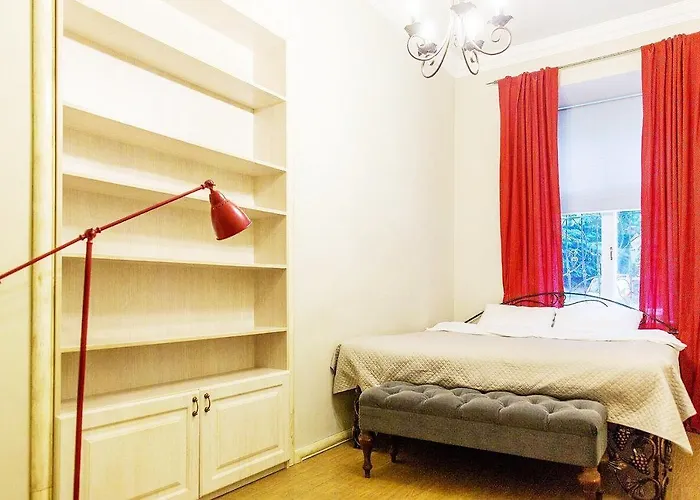 On Hutsulska світло 24 години Appartement Lviv